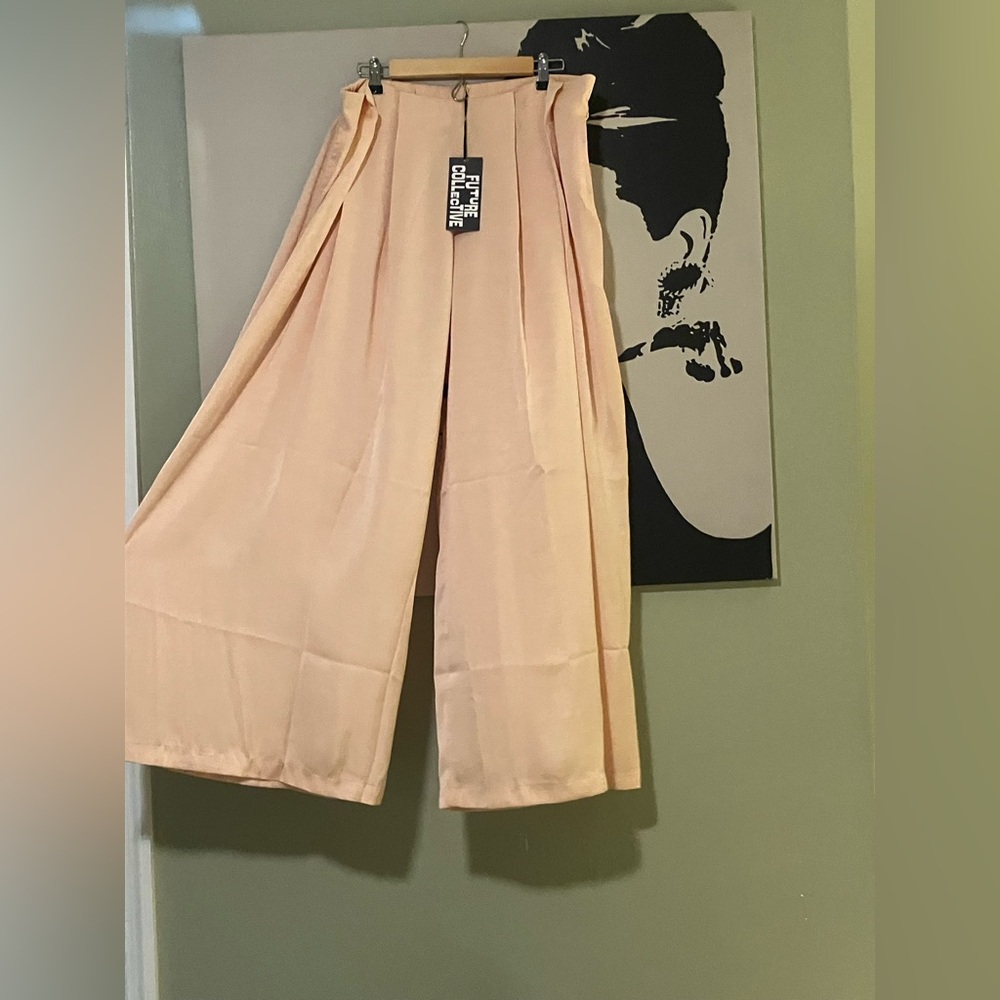NWT Future Collective Women's Peach Wide-Leg Pants